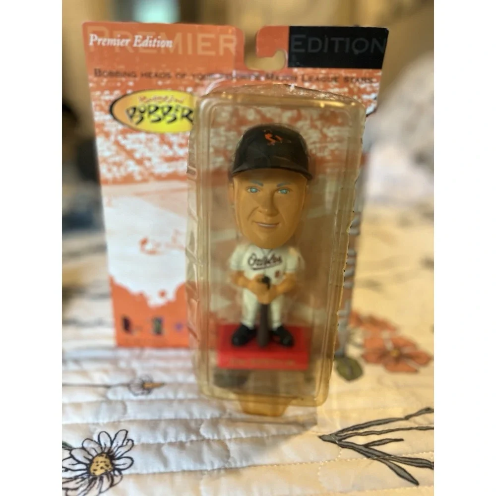 Cal‎ Ripken Jr Bobbin Bobbers Premier Edition 1999 Baltimore Orioles Sealed NEW!